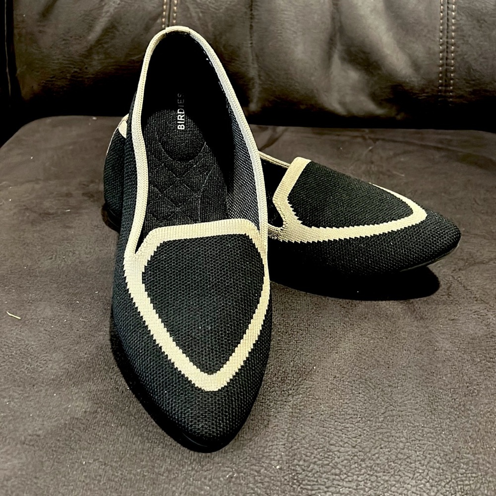 Birdies Black Pointed Loafers Flats Size 6.5